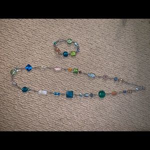Necklace and bracelet set